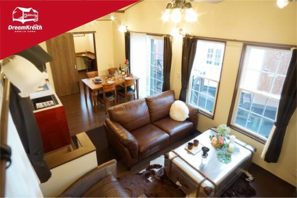 国際特許取得！屋上付きトレーラーハウス「ドリームクレイス」展示場オープン