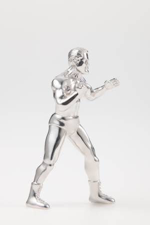 ★20体限定★アントニオ猪木が 「純プラチナ製」フィギュアになって登場ダァーッ！！