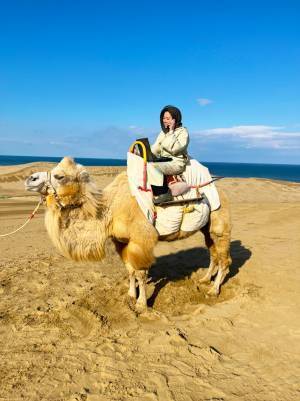 フルリモートワークを推進するYONOHI社員が農泊ワーケーションプログラムに参加しながらラクダに乗ってきました