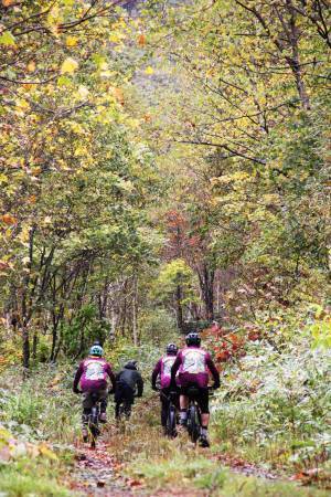 【北海道ニセコ】国定公園・国立公園を活用した「Niseko Gravel」モニターツアーの実施
