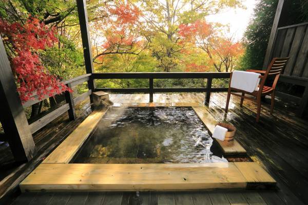 【界】～紅葉を愛で、秋を感じるひととき～温泉旅館で秋を満喫「紅葉に酔いしれる界の温泉旅」開催｜期間：2021年9月1日〜11月30日