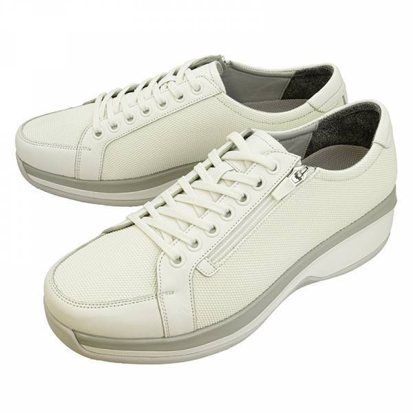 「EVERMATE」シューズのSuperFablic&reg; 使用モデルが全体の3割を販売！人気を受けて販促強化を実施