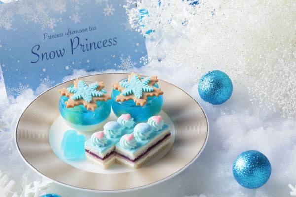 クリスマスシーズン到来！【雪の女王】がテーマ！ 雪の世界をロイヤルブルーで表現したスイーツがクリスマスを彩る 「スノープリンセスアフタヌーンティー～ロイヤルブルー～」販売開始