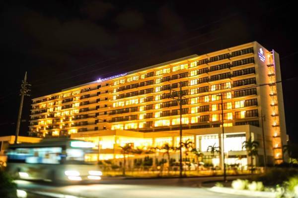 糸満市市制50周年記念『お祝いライトアップ』