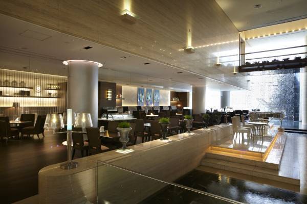 大人のあなたに贈る&rdquo;エレガント・ハロウィン&rdquo;　秋を感じる「ハロウィンアフタヌーンティーセット」登場！【ポートピアホテル】