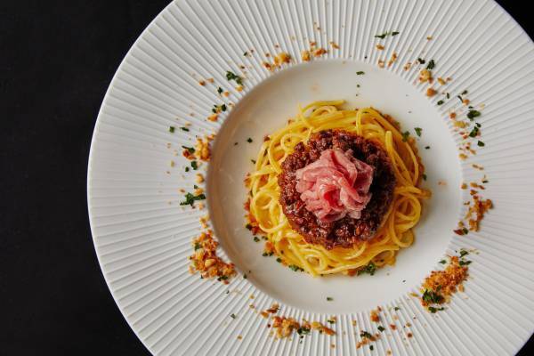 【トマム】メインダイニング「OTTO SETTE TOMAMU」にて冬限定の全8品ディナーコースを提供～白子やエゾ鹿肉、こだわりのペアリングも～｜期間：2021年12月1日～2022年3月31日