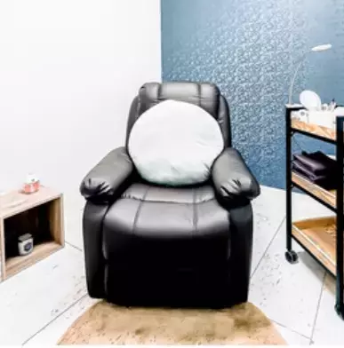 麻生駅から車で10分『Nail&Eyelash AnFil』は個室完備でリラックスしながら施術が受けられるビューティーサロン！駅近ドットコムで情報を公開中