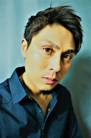 演劇界の新機軸！&ldquo;Audio Photo Cinema&rdquo;を札幌で体感しませんか？　佐々木譲 直木賞受賞作の社会派警察小説『廃墟に乞う』が舞台化！　カンフェティでチケット発売