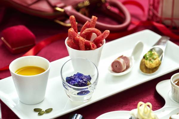 &rdquo;推しカラー&rdquo;で彩るキュートなスイーツ・パレットが新登場！ 自分好みのカラーにカスタマイズできる『プリンセスアフタヌーンティー～My Favorite COLOR～』