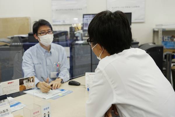 キンコーズ・秋葉原店が当社初となる「“ほぼ”セルフサービス店舗」に挑戦