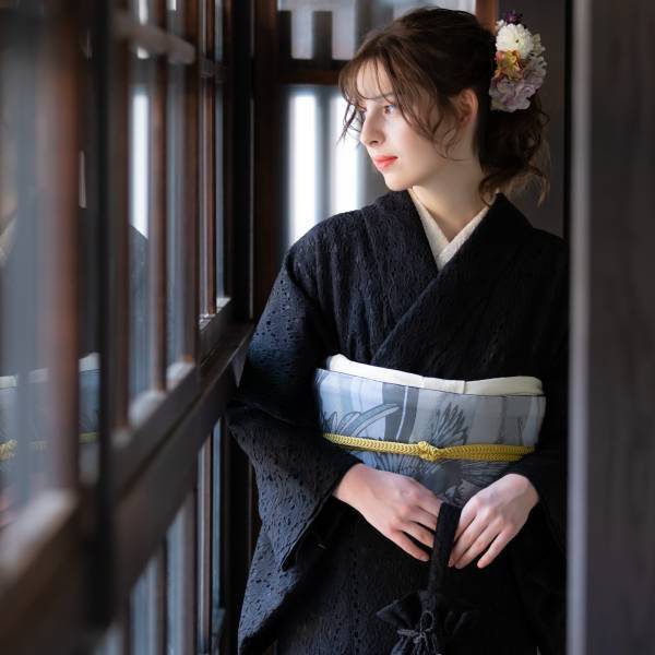 【京都きもの町&times;美少女図鑑】新作オリジナルレース着物発表。PRにオーディショングランプリ・かおりさんを起用