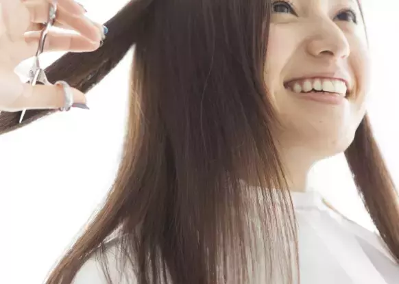 元町駅から徒歩5分！オーガニックにこだわるヘアサロン『one by one』の情報を駅近ドットコムで公開