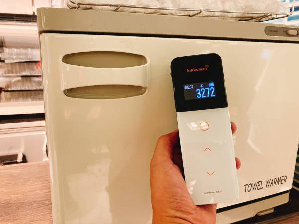 旅の始まりも終わりも気持ちよく快適に 次世代抗菌防臭コーティングでエアポートの食事を安心して楽しめる環境に