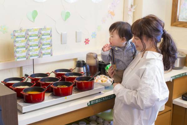 今年の冬もホテル内に「ミニおもちゃ王国」がやってくる！料金無料で遊び放題♪おもちゃのお部屋や縁日コーナーに加え、ふあふあが新登場！＜ホテルグリーンプラザ軽井沢＞