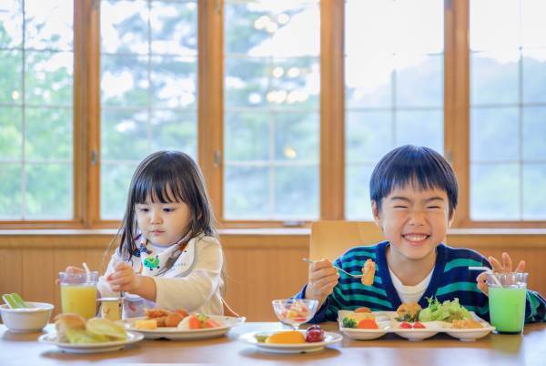 今年の冬もホテル内に「ミニおもちゃ王国」がやってくる！料金無料で遊び放題♪おもちゃのお部屋や縁日コーナーに加え、ふあふあが新登場！＜ホテルグリーンプラザ軽井沢＞