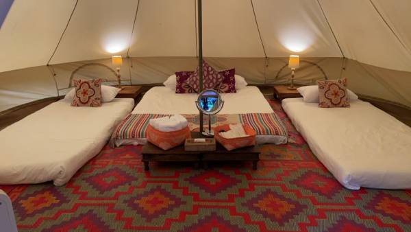 【KEIKOKU GLANPING &times;fru:C美容液】都心から１時間半！まるで海外？なラグジュアリー隠れ家グランピングで癒しのひとときを♪