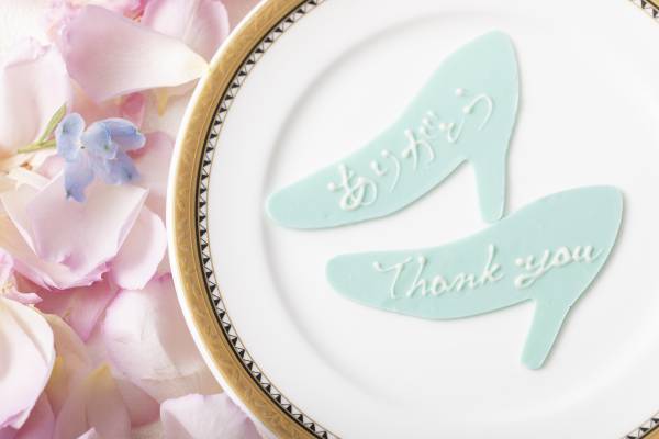 ありがとうの&ldquo;Gift&rdquo;～Winter＆Christmas Fair～ 上質な空間で童話 &ldquo;シンデレラ&rdquo;をイメージしたスイーツ・マリアージュ フレール社の紅茶を楽しむ 『プリンセス・シンデレラ アフタヌーンティー～憧れの舞踏会～』販売