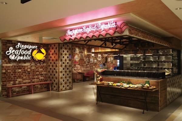 【おせち シンガポールに心酔する】 年に一度の晴れのお食事 シンガポール最後の巨人、「シンガポール・シーフード・リパブリック」のシェフ達が奏でる感動おせち 予約販売開始！