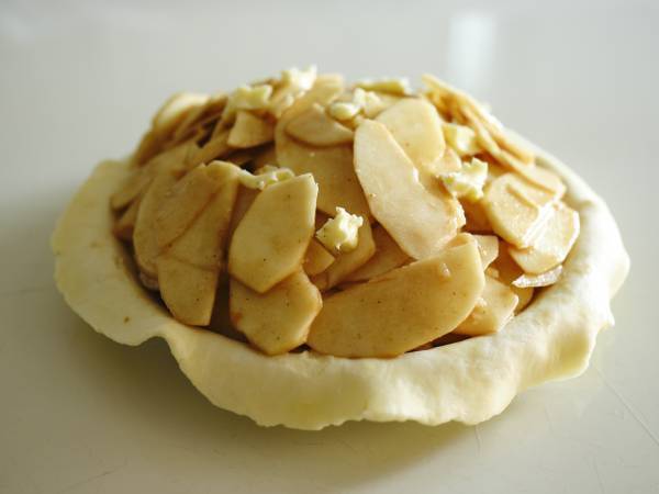 「DEAN & DELUCA」で殿堂入りの大人気アップルパイ「松之助」オーナーの新刊書籍出版記念イベント開催