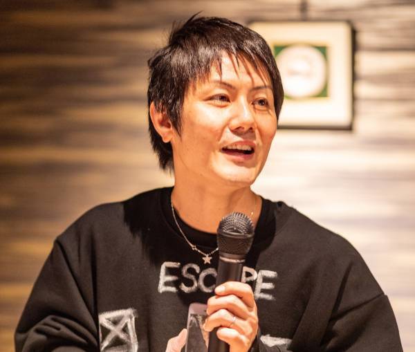 身近な人を笑顔にするだけで、２年連続日本一の保険営業マンに！？　成功して幸せになるのではなく&ldquo;はじめに自分が幸せになってから成功する&rdquo;マインドを公開します