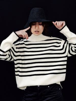 佐田真由美&times;「インディヴィ」 雑誌『otonaMUSE』12月号掲載のコラボニットが登場！