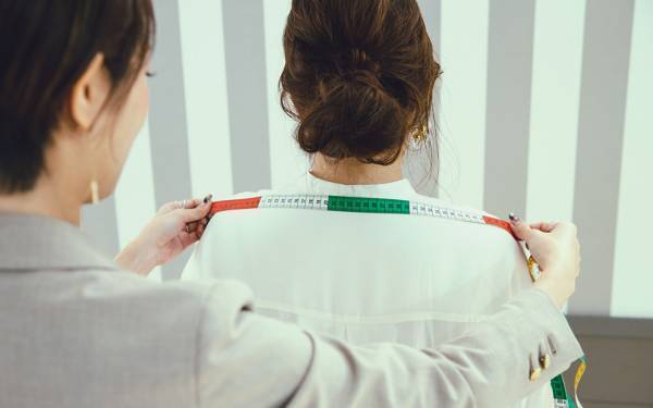 オーダー商品・店頭商品、組み合わせ自由自在！ クオリティオーダー・SHITATE(シタテ)の「女性向けオーダースーツ」