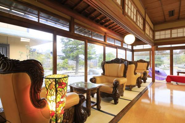 どっちも好き！冬の欲張りグルメ旅 ＜鳥取和牛&times;蟹＞ダブルで愉しむお部屋食プラン販売開始