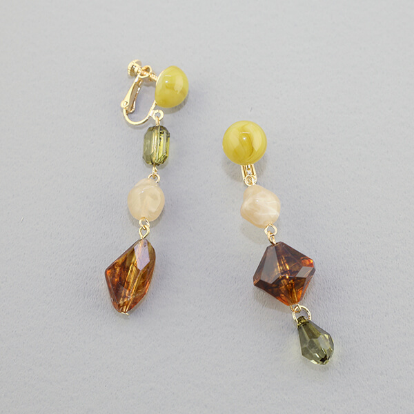 秋冬コーデに映える、旬なアクセをご紹介！「ゆったりと自然体」「ドレスアップ」がキーワード、オーサムストアの新作アクセサリー特集！