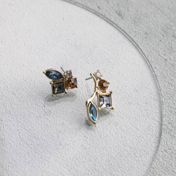 秋冬コーデに映える、旬なアクセをご紹介！「ゆったりと自然体」「ドレスアップ」がキーワード、オーサムストアの新作アクセサリー特集！