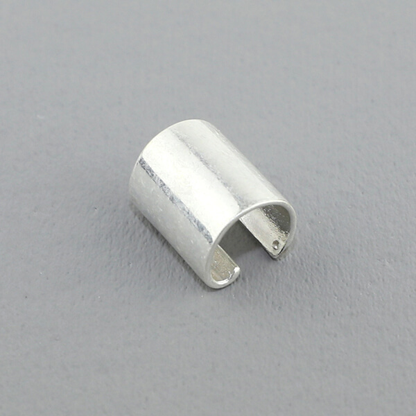 秋冬コーデに映える、旬なアクセをご紹介！「ゆったりと自然体」「ドレスアップ」がキーワード、オーサムストアの新作アクセサリー特集！