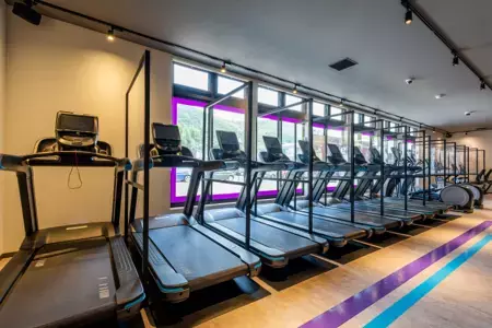 24時間年中無休の&ldquo;ANYTIME FITNESS （エニタイムフィットネス）&rdquo; 「地域ヘルスケアプログラム」実施 徳山病院店12月1日(水)グランドオープン