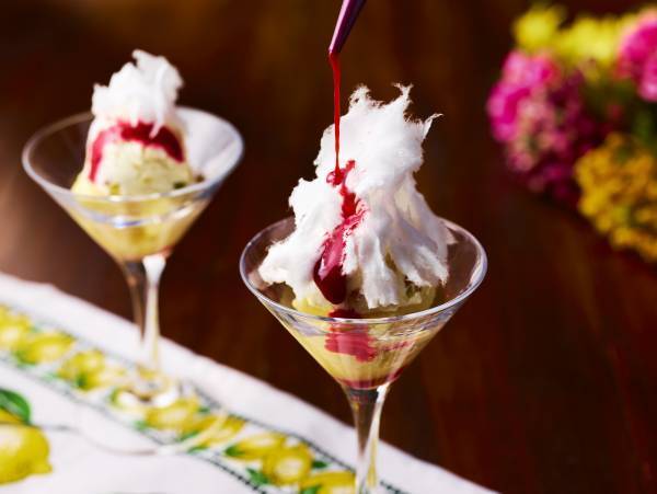 さあ、旅に出よう！ 今年のクリスマスは、南イタリアを旅する気分が味わえる ブッフェをお届け！ コロナ禍頑張った自分にご褒美、豪華宿泊プランも登場！