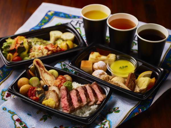 さあ、旅に出よう！ 今年のクリスマスは、南イタリアを旅する気分が味わえる ブッフェをお届け！ コロナ禍頑張った自分にご褒美、豪華宿泊プランも登場！