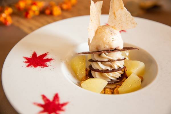 開催するたびに反響を呼ぶ、予約が取れない人気アフタヌーンティーを追加開催『サムシングブルー・アフタヌーンティー』しあわせを呼ぶ&ldquo;サムシングブルー&rdquo;のおまじないスイーツ