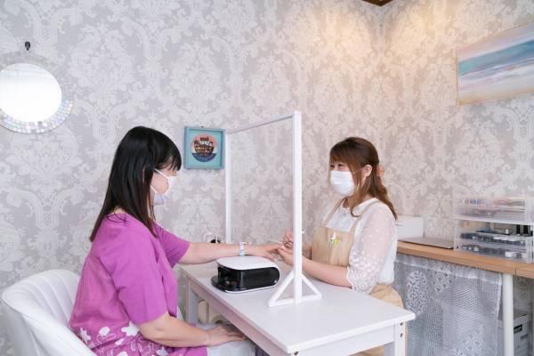 まつエク・ネイルサロンも展開中！住宅街にある隠れ家サロン『美容室 Saku』の情報を駅近ドットコムで公開