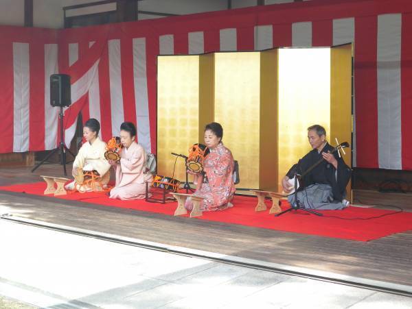 【六義園・小石川後楽園・ほか】１月２・３日　都立庭園でお正月