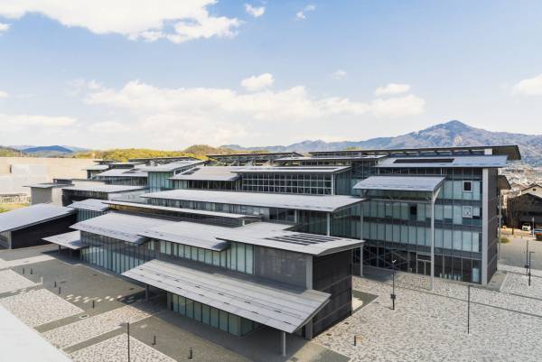 京都・北山エリアでゲームをしながら街歩きを楽しむ。 歴史を見つける親子さんぽ、リアル謎解きゲーム11/3(水)から