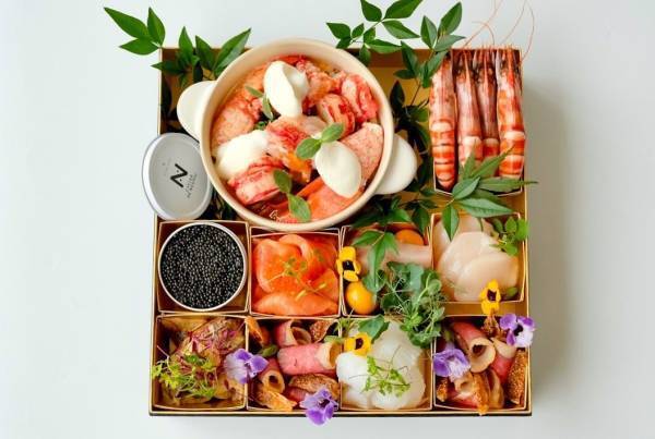 【ひらまつレストラン】年末年始の最高にプレミアムなおうちごはん ～クリスマステイクアウト＆おせち～