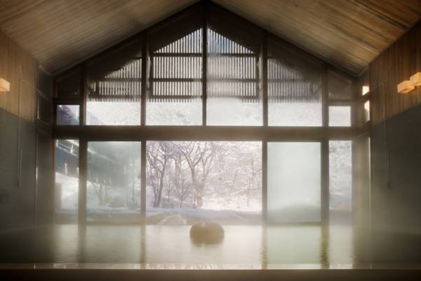 【星のや軽井沢】冬の軽井沢で心も身体も温まり、癒される滞在プログラム 「ぬくぬく温泉逗留」実施｜期間：2021年12月1日～2022年2月28日