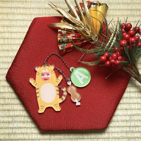 お子さまのお写真で作る「きぐるみ年賀状」新発売