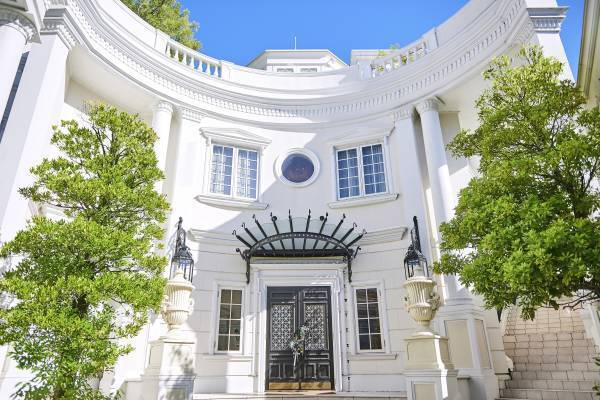 &ldquo;すべての女性に届けたい&rdquo;  レッドカラーが大人かわいい、心ときめくスイーツに癒されて  『マイ・フェア・レディ アフタヌーンティー ～Royal　Red～』販売