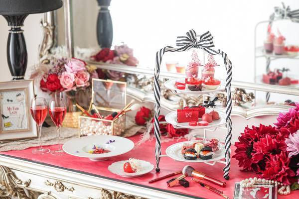 &ldquo;すべての女性に届けたい&rdquo;  レッドカラーが大人かわいい、心ときめくスイーツに癒されて  『マイ・フェア・レディ アフタヌーンティー ～Royal　Red～』販売