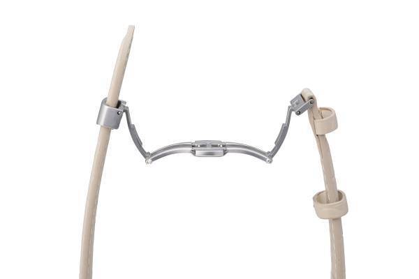 GRAMASから色付けやコーティングにこだわった オリジナル クロコ型押しレザー使用 Apple Watch Bandが9月28日発売