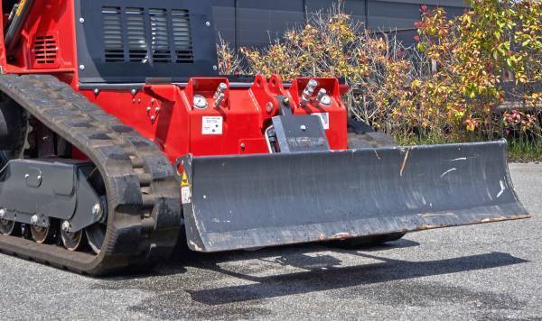 モリタHD「アートな乗り物展」にタービン式消火装置を展示