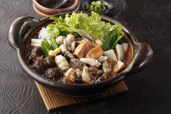 【星のや東京】冬の朝から炬燵船であんこう＆熱燗！「東京・朝鍋舟あそび」を提供｜期間：2021年12月1日～2022年2月28日