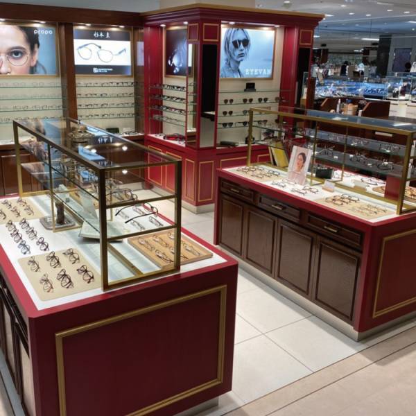 金鳳堂浜松遠鉄店にて「SALEメガネフェスティバル」開催！ 福井・鯖江製のフレーム＋レンズセットがお買得価格で大集合！ こだわりのフレームをバリエーション豊かに取り揃えてご紹介します。