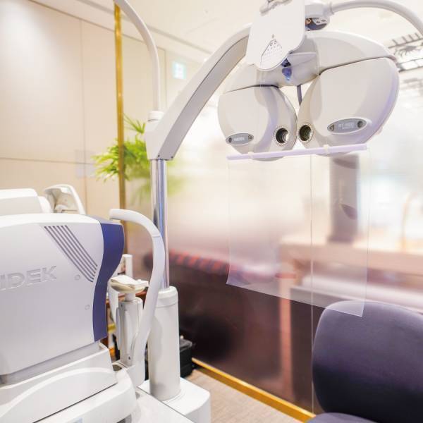 金鳳堂浜松遠鉄店にて「SALEメガネフェスティバル」開催！ 福井・鯖江製のフレーム＋レンズセットがお買得価格で大集合！ こだわりのフレームをバリエーション豊かに取り揃えてご紹介します。