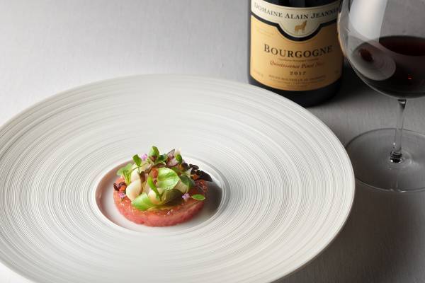 【奥入瀬渓流ホテル】「温泉宿・ホテル総選挙2021」 全国ワイン部門で1位を受賞しました