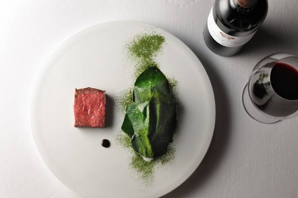 【奥入瀬渓流ホテル】「温泉宿・ホテル総選挙2021」 全国ワイン部門で1位を受賞しました