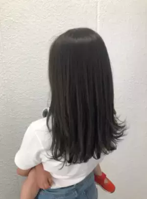 キッズスペースあり！アットホームなボタニカルヘアサロン『5 Vintage』の情報を駅近ドットコムで公開